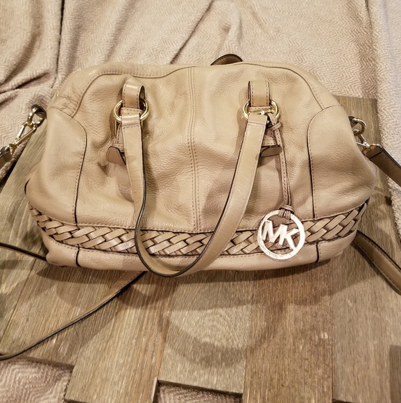 Michael Kors purse - Picture 1 of 4